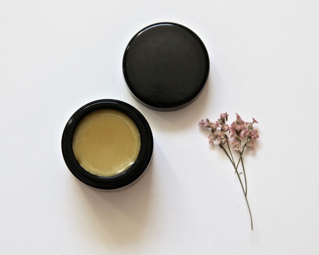 de mamiel la jolie creme restorative cleansing balm