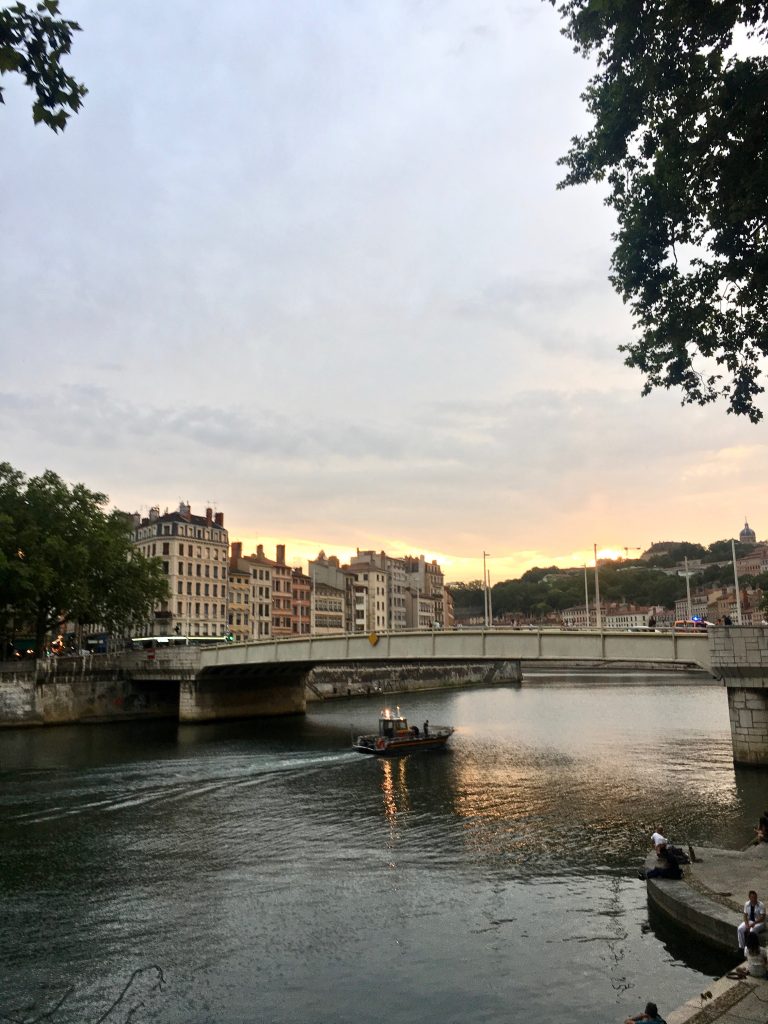 lyon coucher du soleil